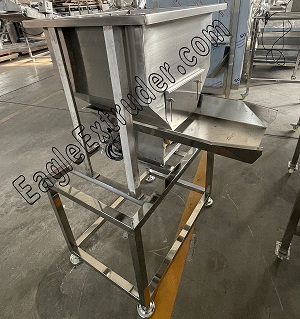 Vibrating hopper feeder